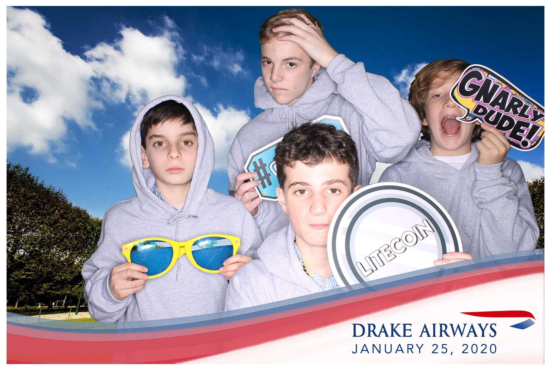 Drake Airways | View more photos from the event at gallery.photoboothcincy.com/u/PhotoBoothCincy/Drake-Airways